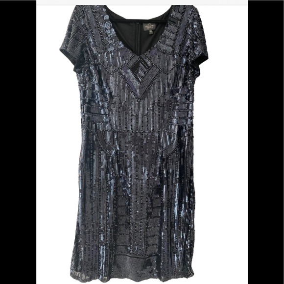 Adrianna Papell - Picture 1 of 3